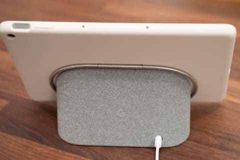 ミニレビュー】いよいよ発売「Pixel Tablet」、スピーカーホルダーの