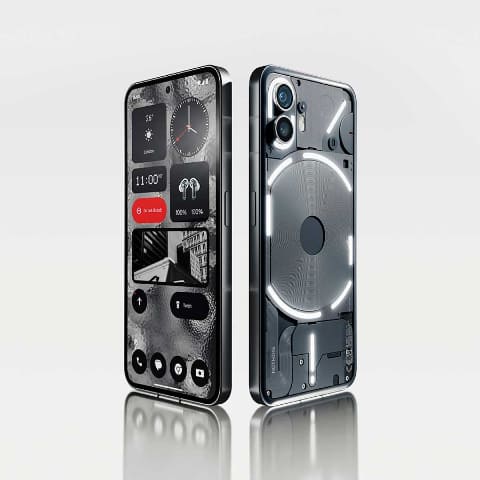 Nothing新スマホ「Phone (2)」21日発売。イヤフォンに新色 - AV Watch