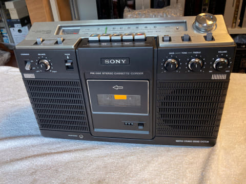 レビュー】41年前の怪物ラジカセ“ビッグステーション”をメンテ! 迫力