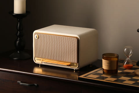 レトロデザインでLDAC対応、バッテリも搭載したワイヤレススピーカー