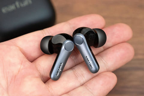 1万円以下で“弱点なし”、EarFun最上位イヤフォン「Air Pro 4」の音質と