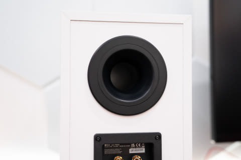 KEFの“音響ブラックホール”搭載機が約8万円から！第9世代Qスピーカーを