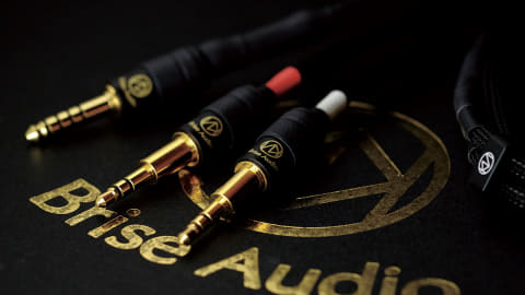 TAGO STUDIO TAKASAKI 10周年で金沢箔を施した限定ヘッドフォン「T3-01