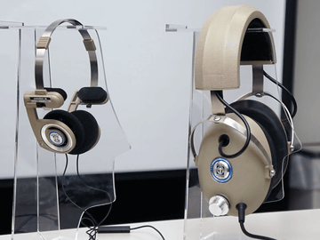 ミニレビュー】KOSSの「PORTAPRO」がレトロなベージュカラーになった