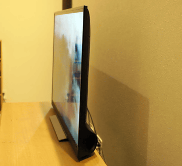 レビュー】バズーカ復活! 薄型テレビらしからぬ迫力のサウンド。東芝