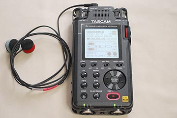 藤本健のDigital Audio Laboratory】イヤフォンみたいなマイクで