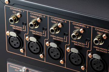 マランツ史上最大級電源の7chパワーアンプ。200台限定・27万円 - AV Watch