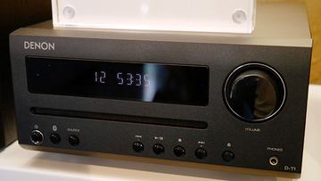 デノンHi-Fi設計と高音質パーツ投入で約3.5万円の新提案ミニコンポ「D