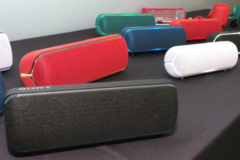 ソニー、音質向上した新筐体ワイヤレススピーカー「EXTRA BASS」3機種
