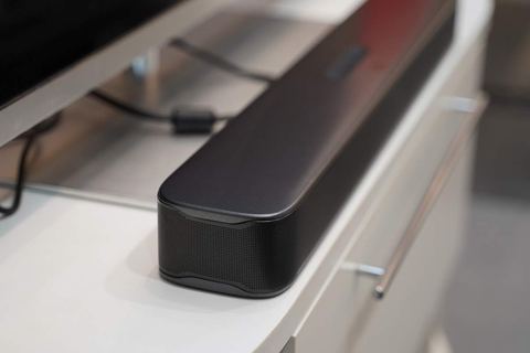 JBL、シンプル&コンパクトで17,880円のサウンドバー「BAR2.0 All-in