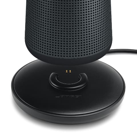 ボーズ、進化した360度Bluetoothスピーカー「SoundLink Revolve II