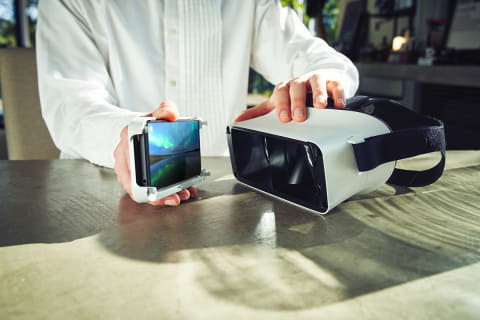 XperiaをVR HMD化する「Xperia View」。Xperia 1 IIISIMフリーも - AV