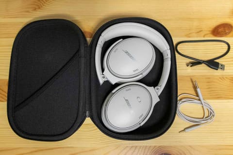 レビュー】伝統デザイン回帰のボーズ「QC45」。シンプル機能＆操作が