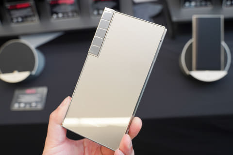 Astell&Kern、据え置き用クレードルがセットのDAP「PD10」、AZLA新
