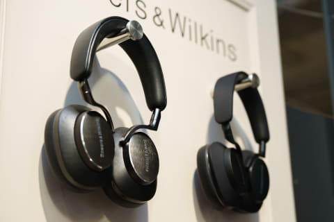 長く愛せるヘッドフォン&イヤフォンを探す人へ。デザインからBowers