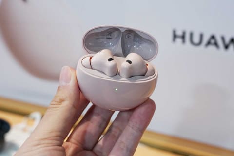 ファーウェイ、強力ノイキャン、LDAC、空間オーディオ対応で約12980円