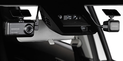ケンウッド、独立型で自社初の2カメラフルHDドラレコ「DRV-MR740