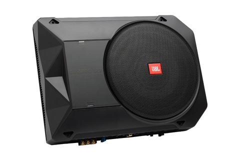 JBL、フロントシート下に置ける省スペース設計サブウーファー「BASSPRO