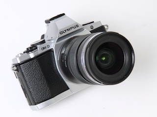 ファーストインプレッション】OLYMPUS OM-D E-M5 - デジカメ Watch Watch