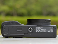 オールドデジカメの凱旋：リコーCaplio GX100（2007年） - デジカメ