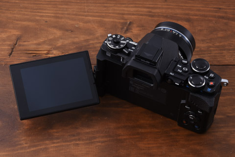 特別企画：旅×カメラ：OLYMPUS OM-D E-M5 Mark II - デジカメ Watch Watch