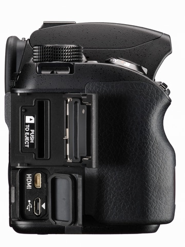 防塵防滴・耐低温-10度のAPS-C一眼レフ「PENTAX KF」。ボディ約12万円