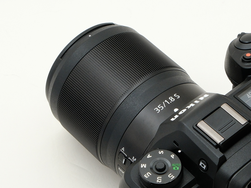 交換レンズレビュー：“小さくて軽い” 35mmAF単焦点レンズを一挙紹介