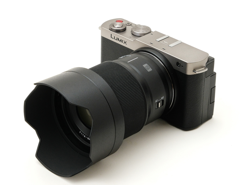 交換レンズレビュー：“小さくて軽い” 35mmAF単焦点レンズを一挙紹介