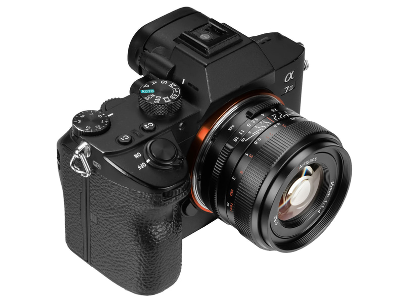 約270gの大口径単焦点レンズ「7Artsians 35mm F1.4 III」…絞りクリック