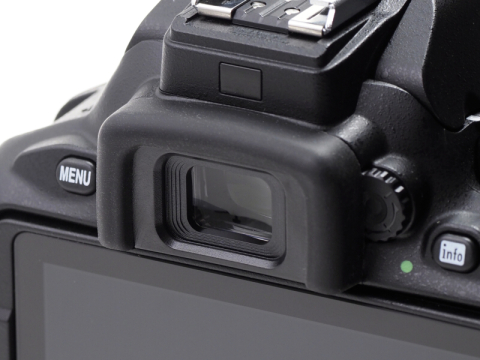 新製品レビュー：ニコンD5600 - デジカメ Watch