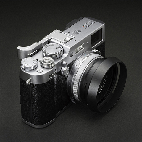 FUJIFILM X100F用の「フォールディングサムレスト」 - デジカメ Watch