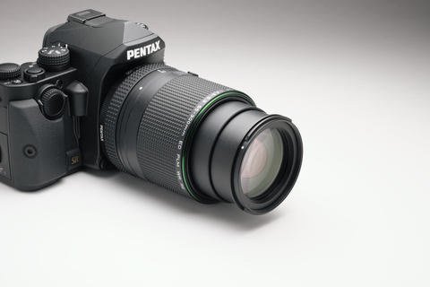 特別企画：コンパクトで高画質！望遠ズームレンズで春を撮る