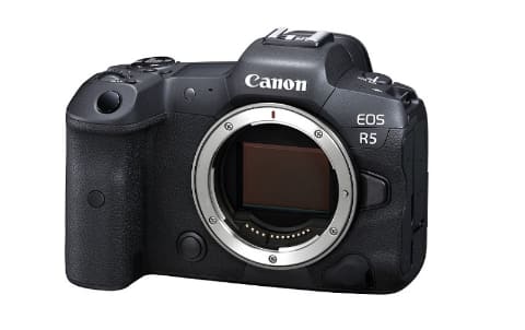 キヤノン、4,500万画素ミラーレスカメラ「EOS R5」を7月下旬発売。約50