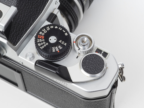 赤城耕一の「アカギカメラ」 第28回：ニコン Z fcがまだ届かないので