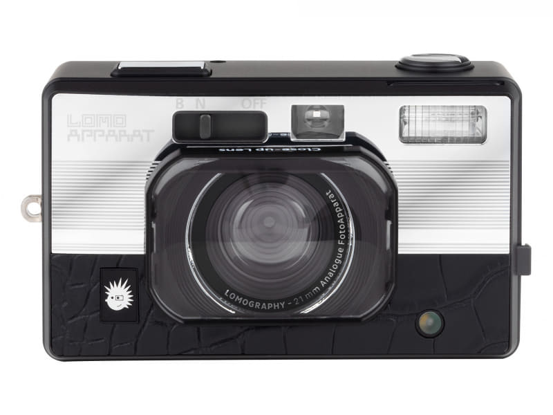 21mmレンズ搭載のフィルムカメラ「LomoApparat」に新色が追加
