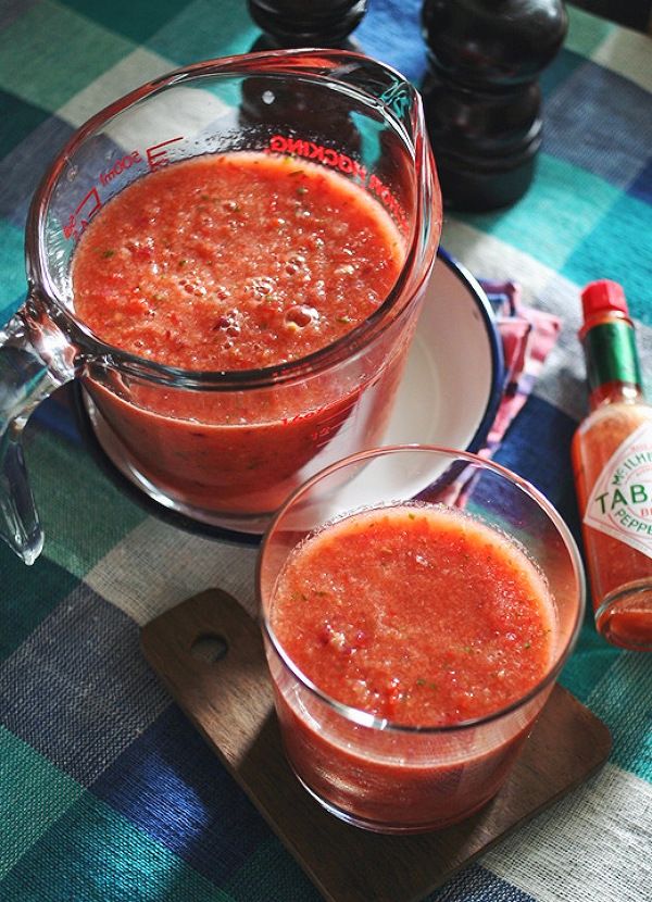 ピリ辛さっぱりレッドスムージー | レシピサイトNadia