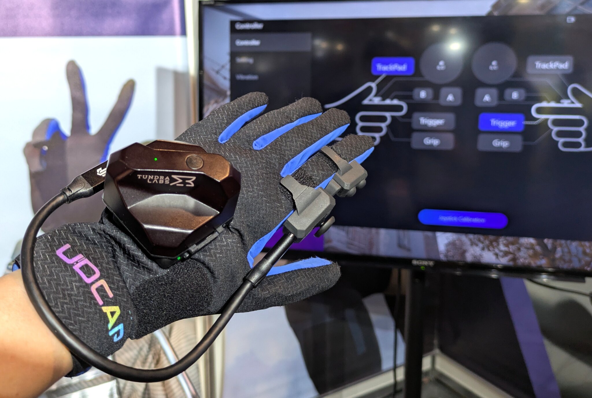 VRChatユーザー必見！ コントローラー＆グローブの新作だけでなく