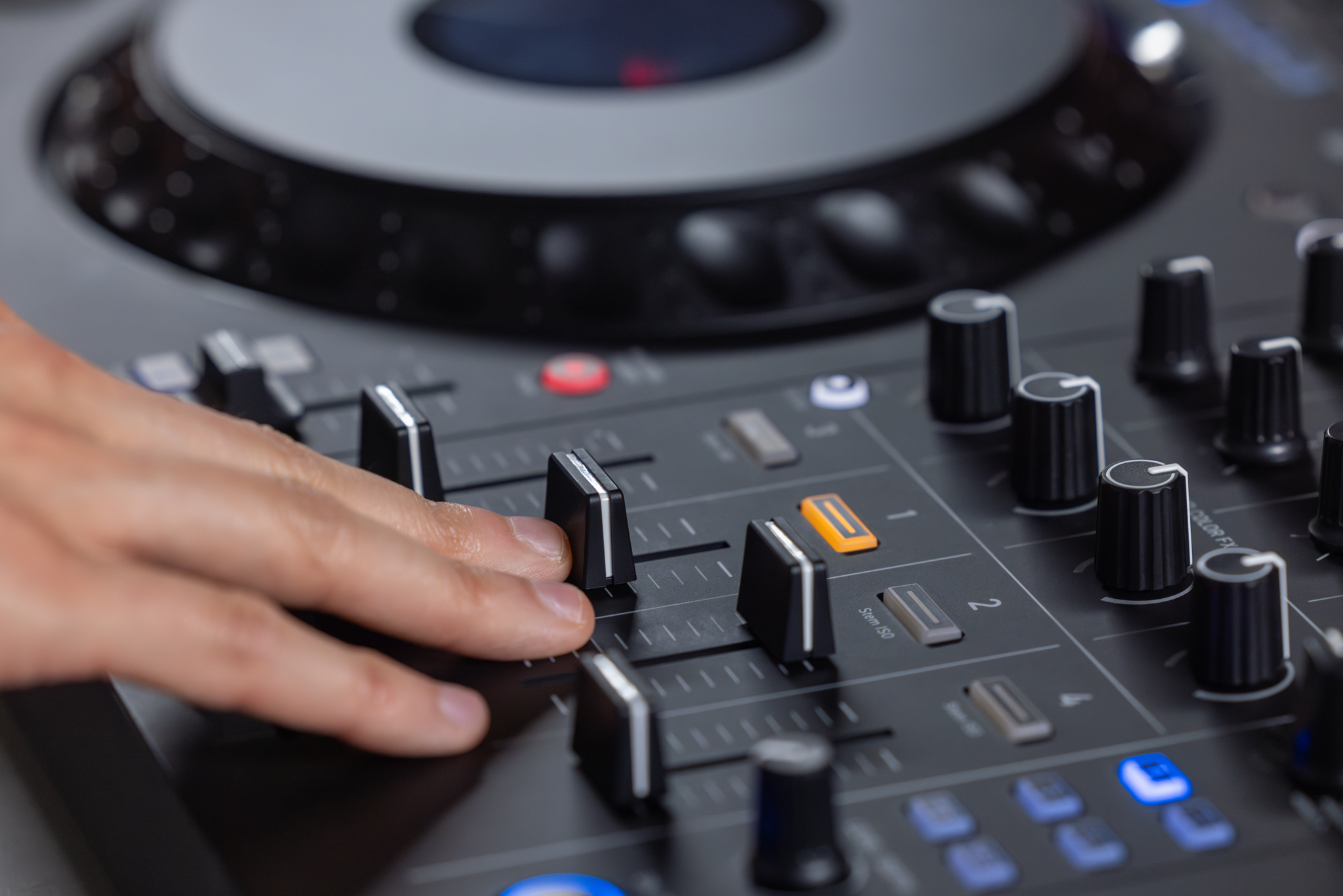 DDJ-GRV6 - AlphaTheta