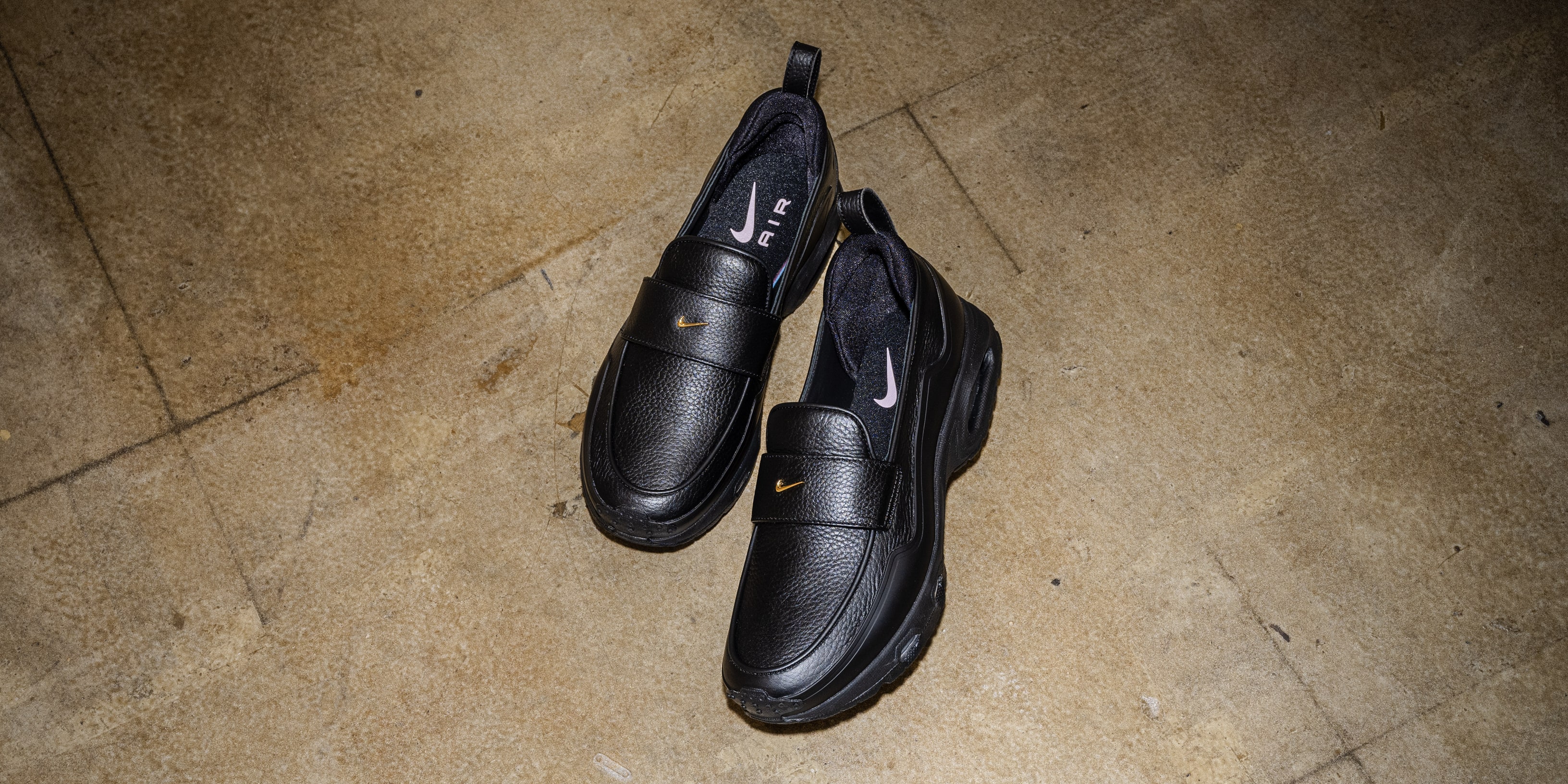 NIKE W AIR MAX PHENOMENA | atmos（アトモス） 公式オンラインストア