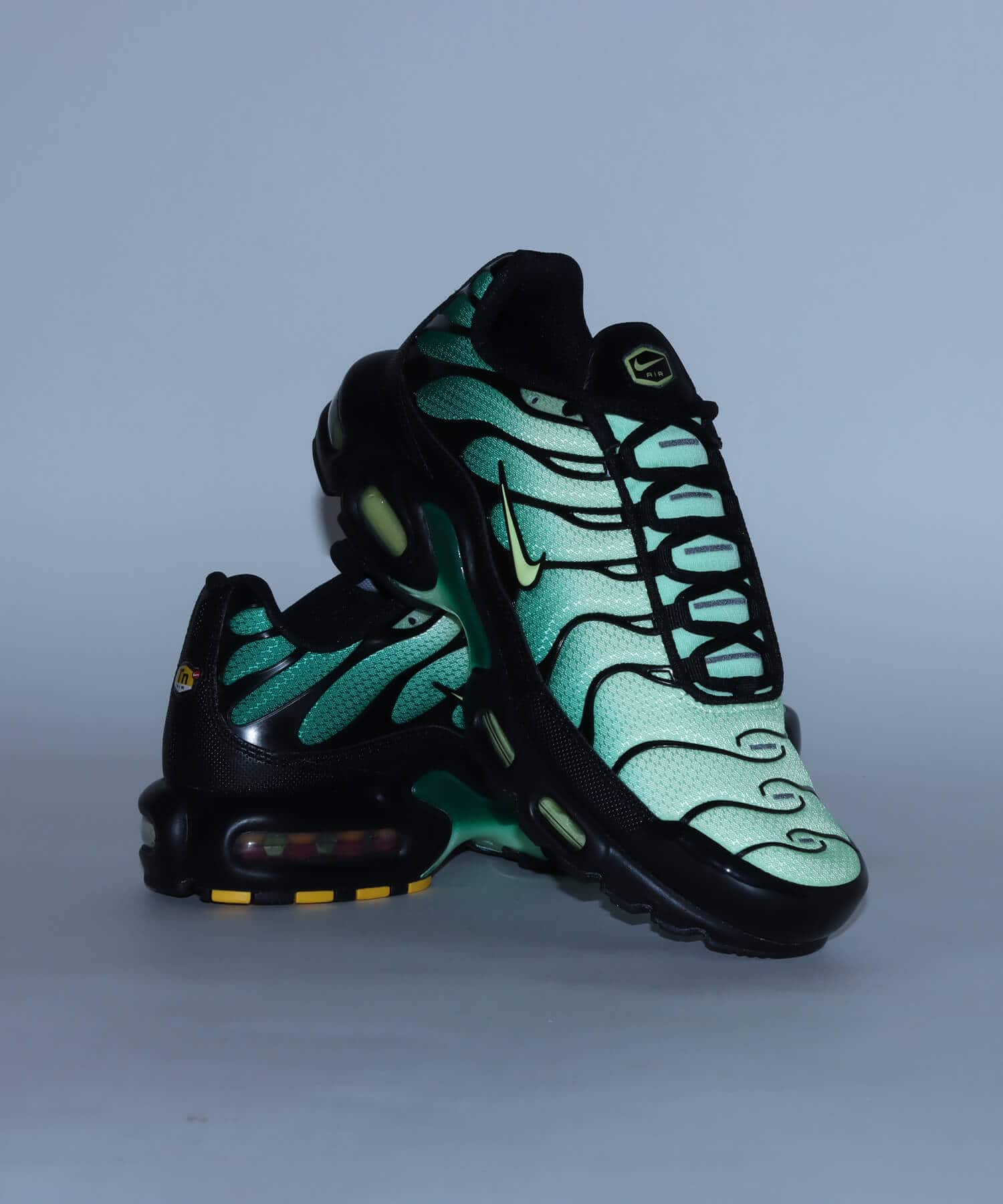 NIKE AIR MAX PLUS VAPOR GREEN/LT LEMON TWIST-MALACHITE（ナイキ