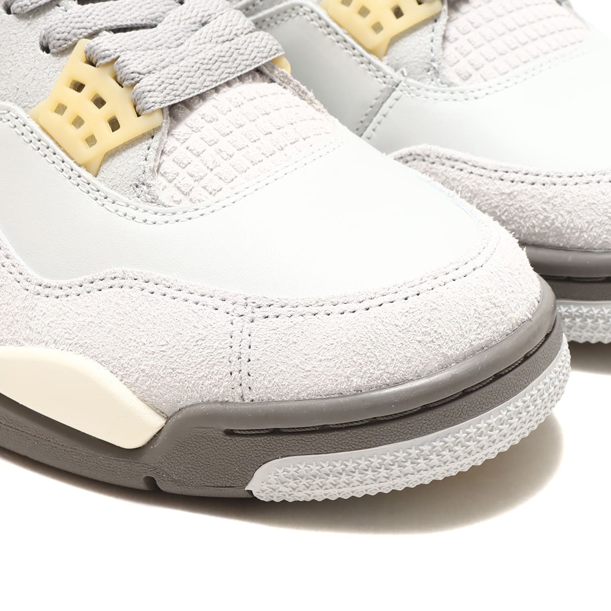 JORDAN BRAND AIR JORDAN 4 RETRO SE PHOTON DUST/PALE VANILLA-OFF