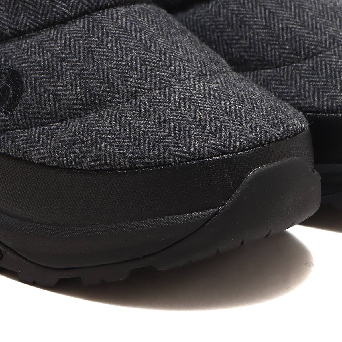 THE NORTH FACE NUPTSE BOOTIE WP VII SHORT ウールブラック×TNF