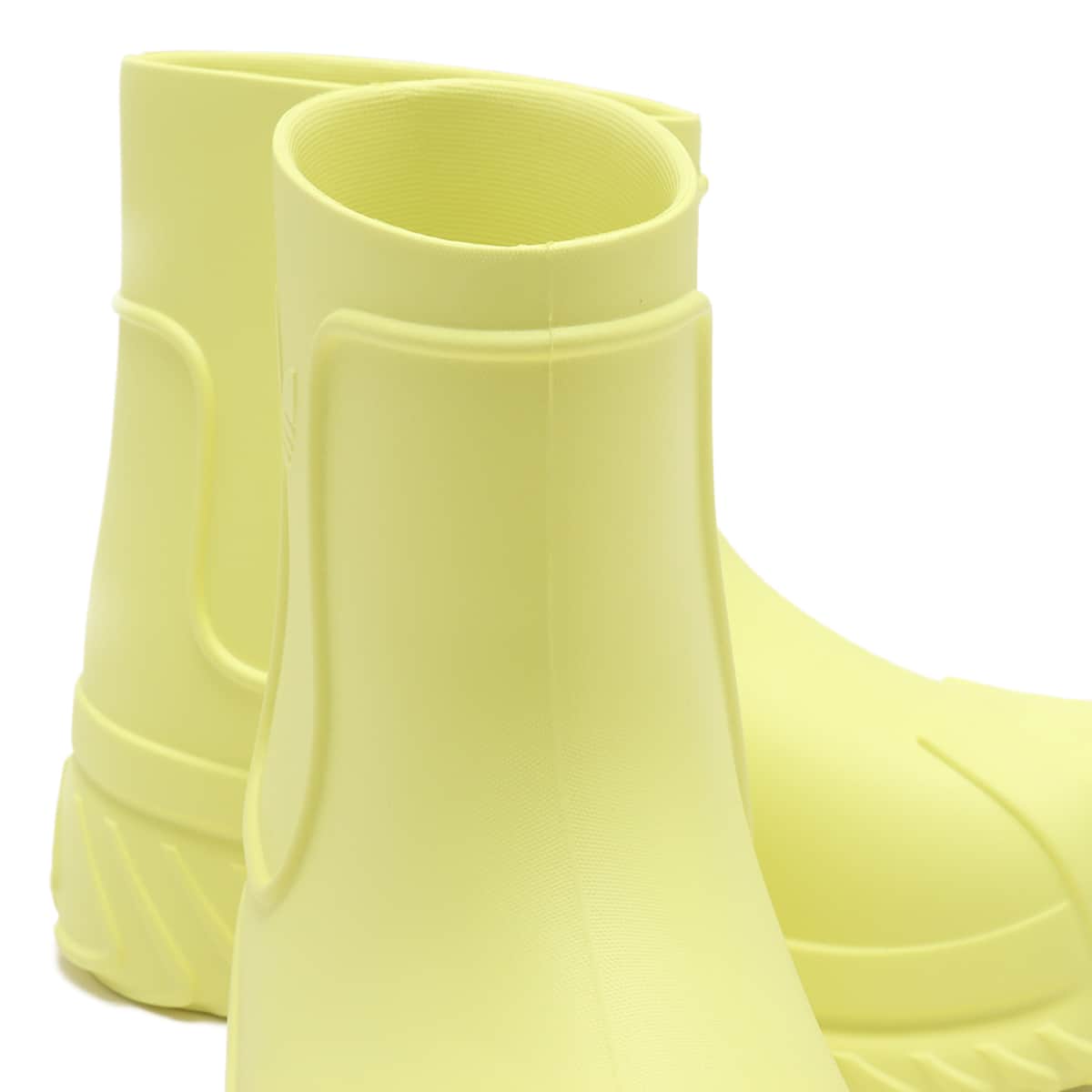 adidas ADIFOM SST BOOT W PULSEYELLOW/PULSEYELLOW/COREBLACK