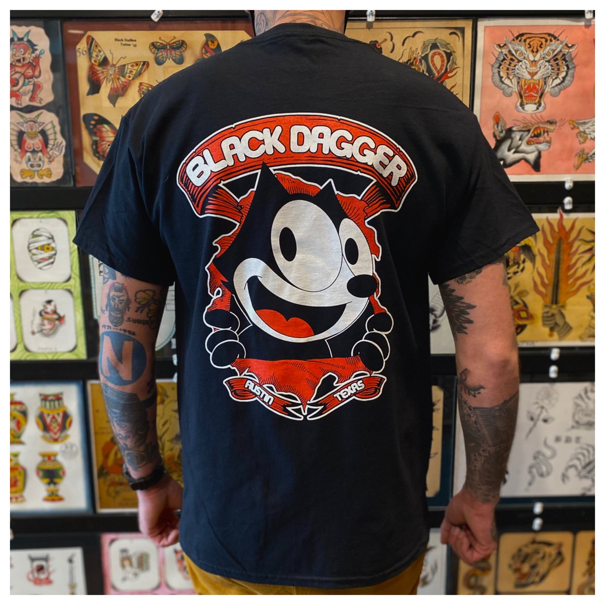 Felix Ripper Shirt / Black Dagger Tattoo