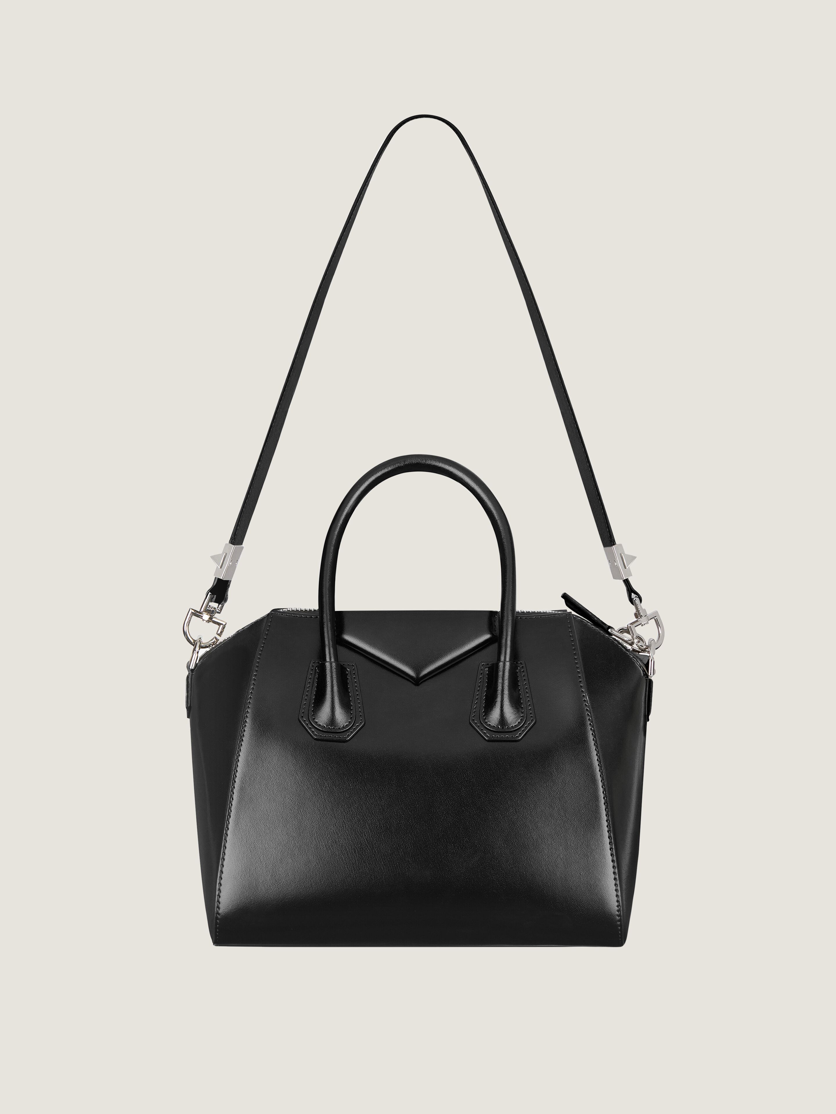 アンティゴナ スモール ボックスレザー - ブラック BB05117014-001