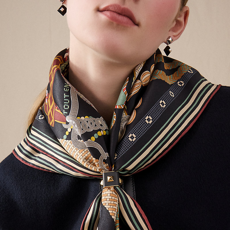 スカーフリング 《メドール・セリエ》 - ブラック | Hermès - エルメス