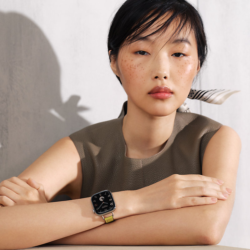 Band Apple Watch Hermès Single Tour 42 mm Attelage | Hermès USA