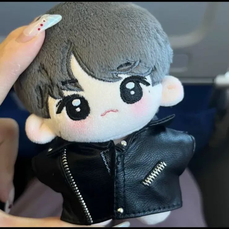 enhypenヒスン ぬいぐるみ 10cm 新品 マスター - メルカリ