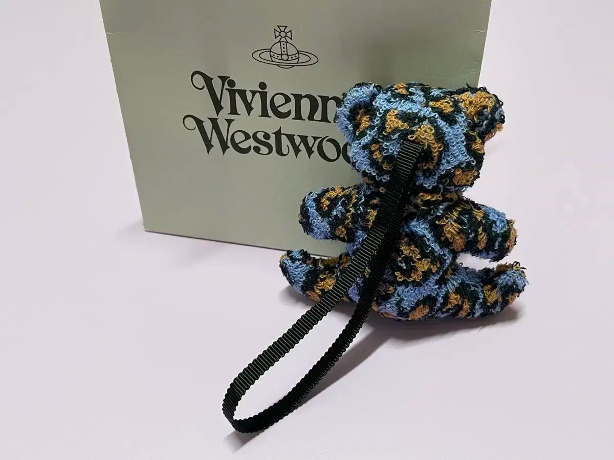 ヴィヴィアンウエストウッド アングロマニア ブルーマックベアチャーム