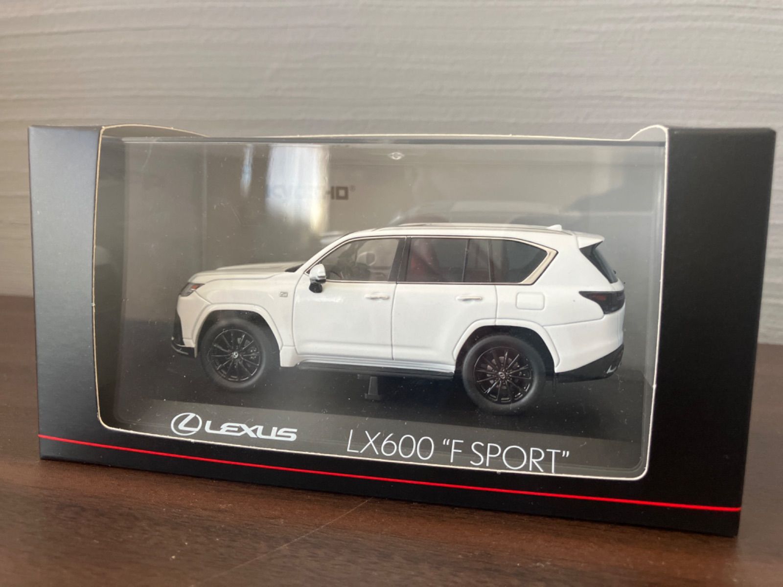 京商 レクサス 1/43 レクサス LX 600 F SPORT 輸出専用車 ホワイト
